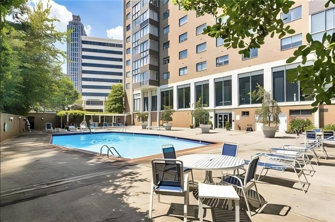 Atl Downtown 2Br King Bed Free Parking Lm1702 Villa Atlanta Exterior photo